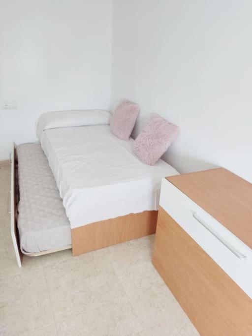 Piso En Playa De Gandia! Apartment Exterior photo