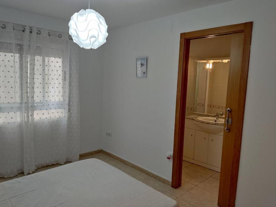 Piso En Playa De Gandia! Apartment Exterior photo